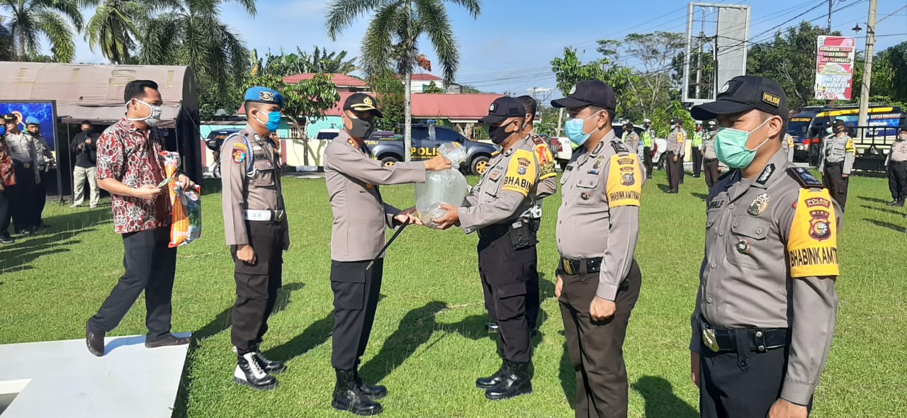 Bakti Sosial Serentak Polres Kampar Dalam Rangka Pencegahan Penyebaran Covid-19